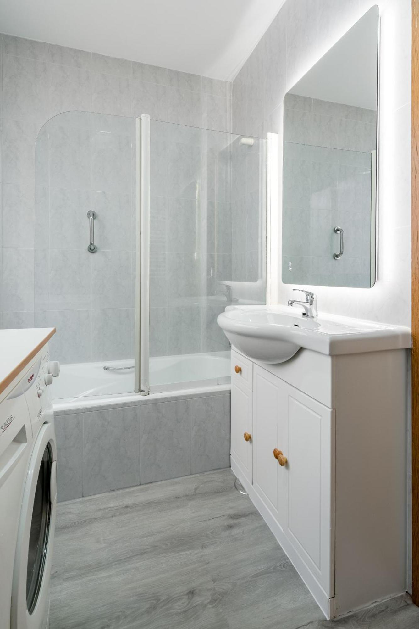 Charming Studio Avenida America Madrid Exteriör bild